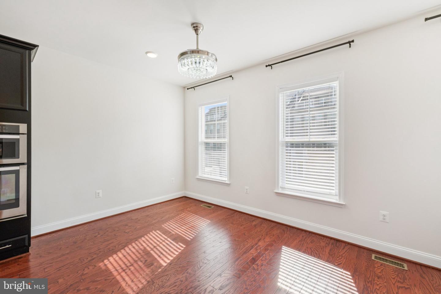 17258 HERRING GULL LN, DUMFRIES, Virginia 22026, 4 Bedrooms Bedrooms, ,2 BathroomsBathrooms,Residential,For sale,17258 HERRING GULL LN,VAPW2104532 MLS # VAPW2104532