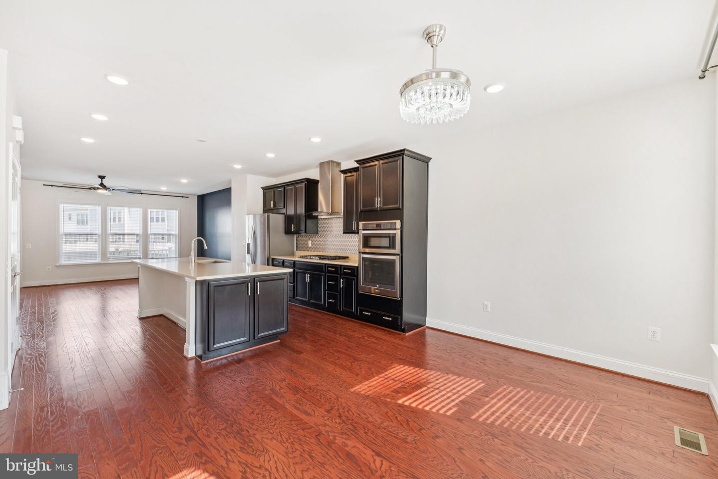 17258 HERRING GULL LN, DUMFRIES, Virginia 22026, 4 Bedrooms Bedrooms, ,2 BathroomsBathrooms,Residential,For sale,17258 HERRING GULL LN,VAPW2104532 MLS # VAPW2104532