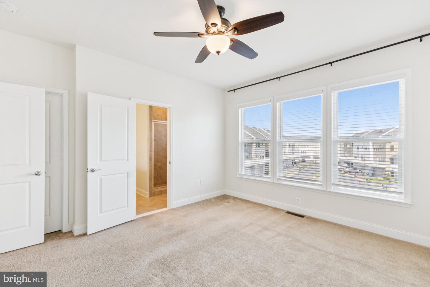 17258 HERRING GULL LN, DUMFRIES, Virginia 22026, 4 Bedrooms Bedrooms, ,2 BathroomsBathrooms,Residential,For sale,17258 HERRING GULL LN,VAPW2104532 MLS # VAPW2104532