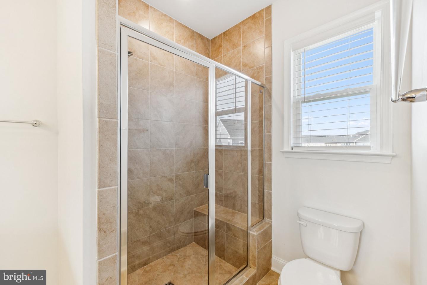 17258 HERRING GULL LN, DUMFRIES, Virginia 22026, 4 Bedrooms Bedrooms, ,2 BathroomsBathrooms,Residential,For sale,17258 HERRING GULL LN,VAPW2104532 MLS # VAPW2104532