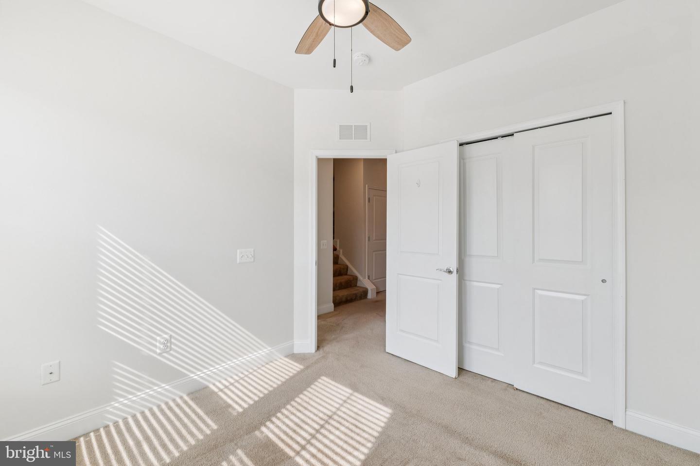 17258 HERRING GULL LN, DUMFRIES, Virginia 22026, 4 Bedrooms Bedrooms, ,2 BathroomsBathrooms,Residential,For sale,17258 HERRING GULL LN,VAPW2104532 MLS # VAPW2104532