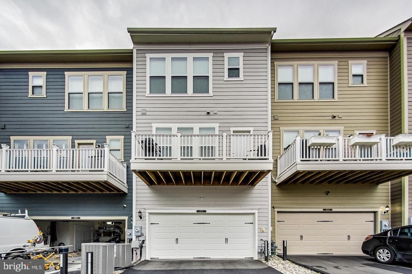 17258 HERRING GULL LN, DUMFRIES, Virginia 22026, 4 Bedrooms Bedrooms, ,2 BathroomsBathrooms,Residential,For sale,17258 HERRING GULL LN,VAPW2104532 MLS # VAPW2104532
