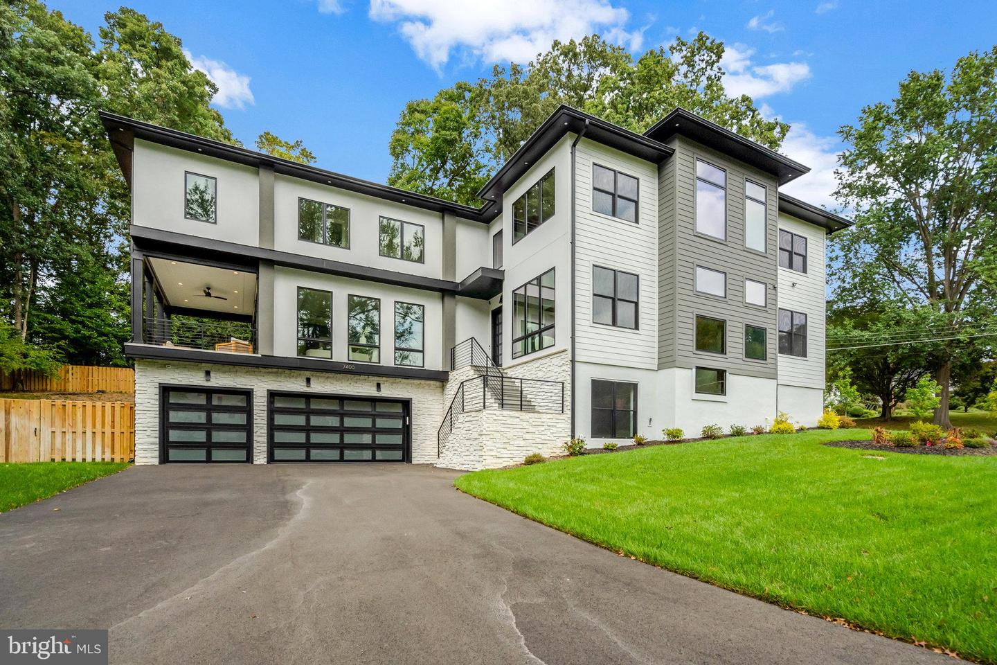 7400 CHURCHILL RD, MCLEAN, Virginia 22101, 6 Bedrooms Bedrooms, ,6 BathroomsBathrooms,Residential,For sale,7400 CHURCHILL RD,VAFX2268674 MLS # VAFX2268674