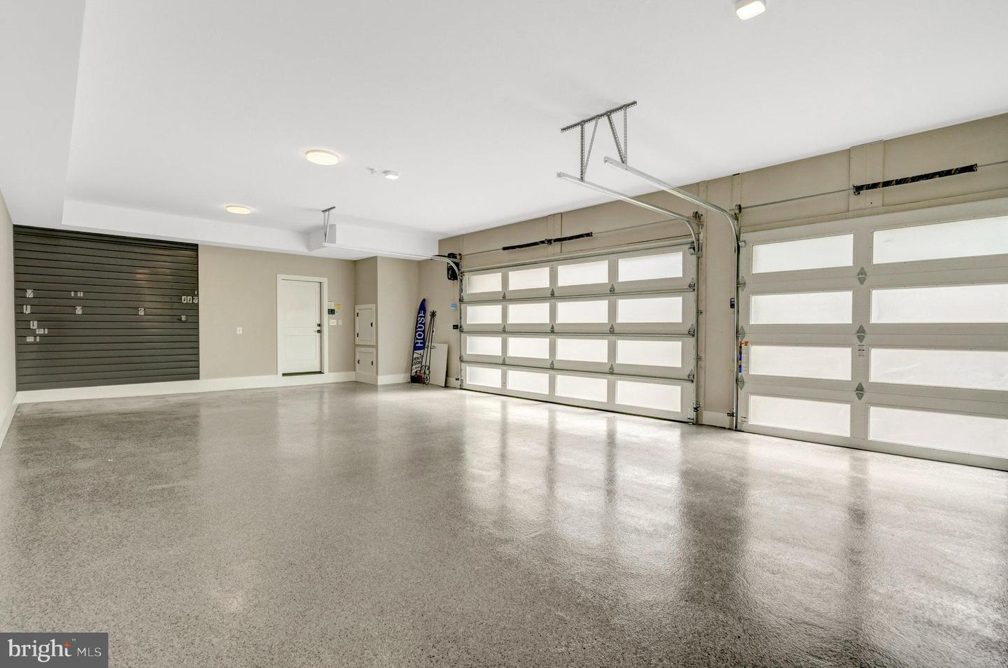 7400 CHURCHILL RD, MCLEAN, Virginia 22101, 6 Bedrooms Bedrooms, ,6 BathroomsBathrooms,Residential,For sale,7400 CHURCHILL RD,VAFX2268674 MLS # VAFX2268674