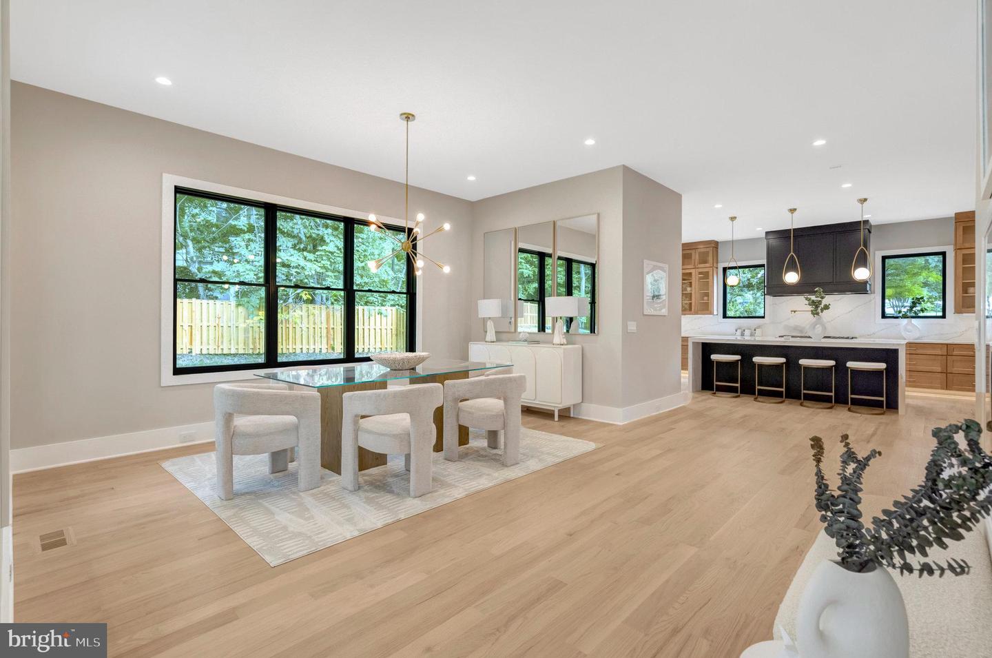 7400 CHURCHILL RD, MCLEAN, Virginia 22101, 6 Bedrooms Bedrooms, ,6 BathroomsBathrooms,Residential,For sale,7400 CHURCHILL RD,VAFX2268674 MLS # VAFX2268674