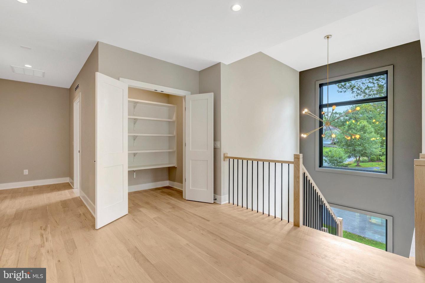7400 CHURCHILL RD, MCLEAN, Virginia 22101, 6 Bedrooms Bedrooms, ,6 BathroomsBathrooms,Residential,For sale,7400 CHURCHILL RD,VAFX2268674 MLS # VAFX2268674