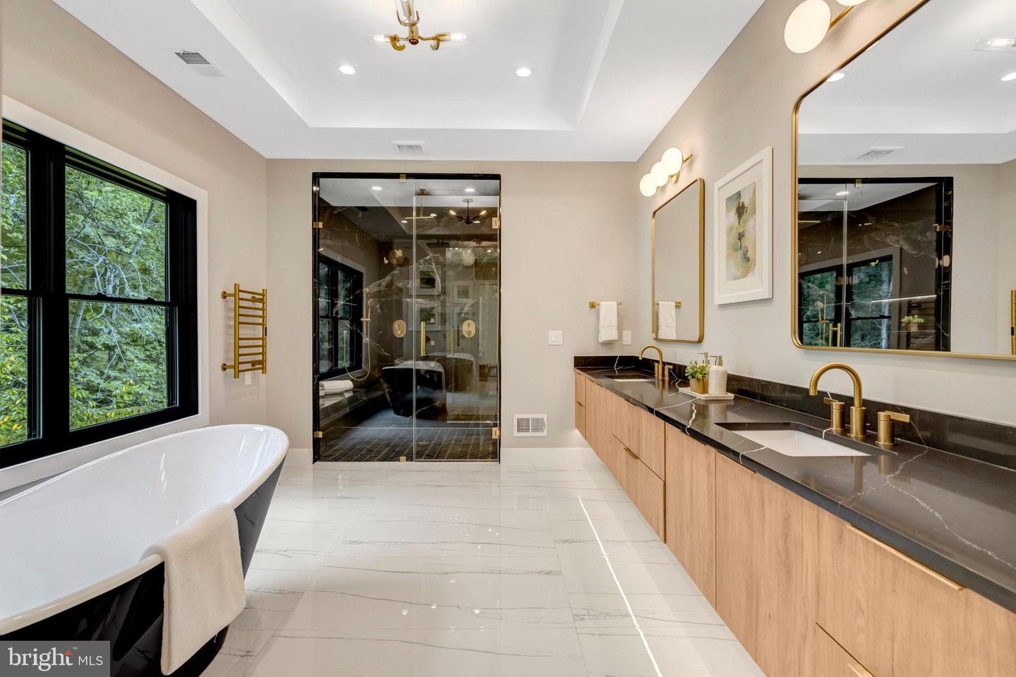 7400 CHURCHILL RD, MCLEAN, Virginia 22101, 6 Bedrooms Bedrooms, ,6 BathroomsBathrooms,Residential,For sale,7400 CHURCHILL RD,VAFX2268674 MLS # VAFX2268674