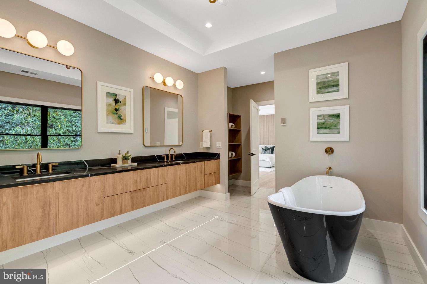 7400 CHURCHILL RD, MCLEAN, Virginia 22101, 6 Bedrooms Bedrooms, ,6 BathroomsBathrooms,Residential,For sale,7400 CHURCHILL RD,VAFX2268674 MLS # VAFX2268674