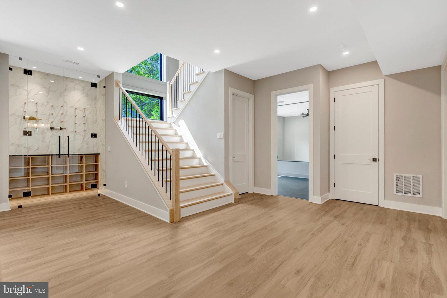 7400 CHURCHILL RD, MCLEAN, Virginia 22101, 6 Bedrooms Bedrooms, ,6 BathroomsBathrooms,Residential,For sale,7400 CHURCHILL RD,VAFX2268674 MLS # VAFX2268674