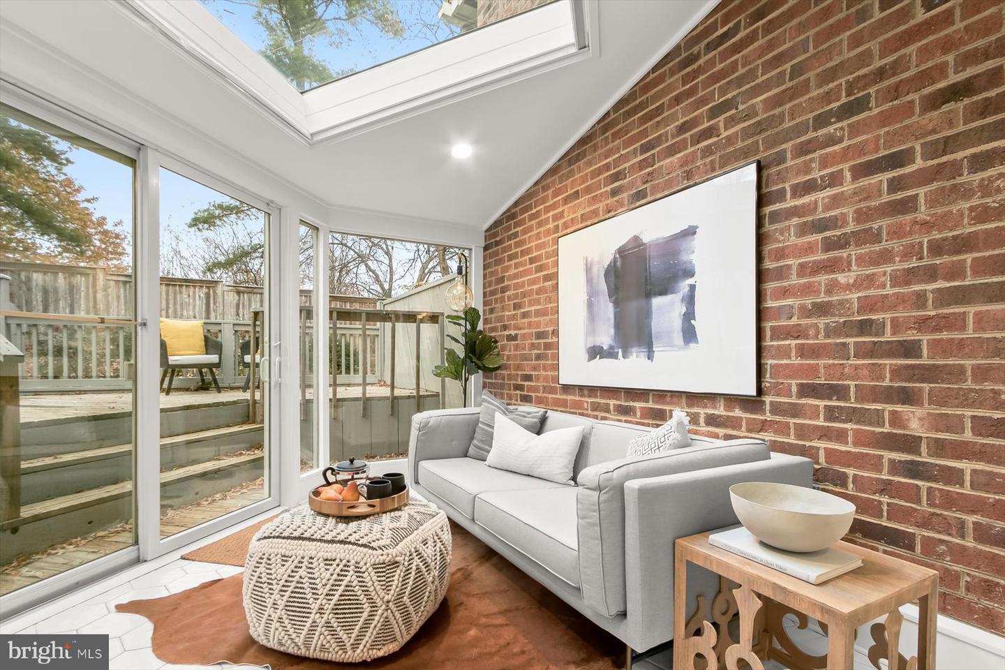 4297 EMBASSY PARK DR NW, WASHINGTON, District Of Columbia 20016, 3 Bedrooms Bedrooms, ,2 BathroomsBathrooms,Residential,For sale,4297 EMBASSY PARK DR NW,DCDC2223654 MLS # DCDC2223654 4297 EMBASSY PARK DR NW, WASHINGTON, District Of Columbia 20016, 3 Bedrooms Bedrooms, ,2 BathroomsBathrooms,Residential,For sale,4297 EMBASSY PARK DR NW,DCDC2223654 MLS # DCDC2223654