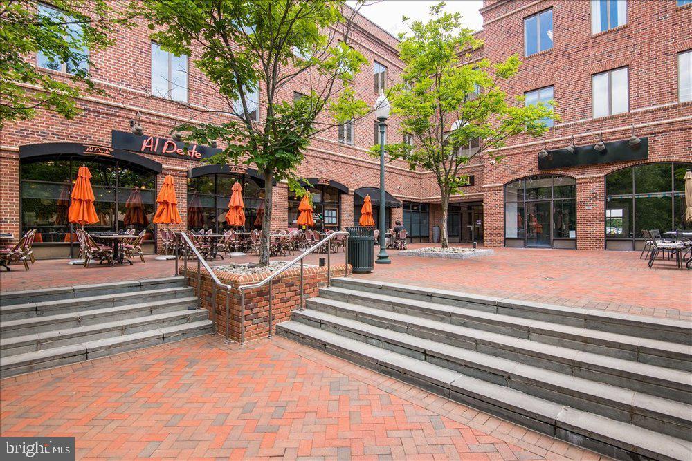 4297 EMBASSY PARK DR NW, WASHINGTON, District Of Columbia 20016, 3 Bedrooms Bedrooms, ,2 BathroomsBathrooms,Residential,For sale,4297 EMBASSY PARK DR NW,DCDC2223654 MLS # DCDC2223654 4297 EMBASSY PARK DR NW, WASHINGTON, District Of Columbia 20016, 3 Bedrooms Bedrooms, ,2 BathroomsBathrooms,Residential,For sale,4297 EMBASSY PARK DR NW,DCDC2223654 MLS # DCDC2223654