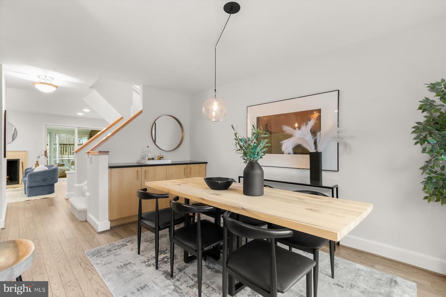 4297 EMBASSY PARK DR NW, WASHINGTON, District Of Columbia 20016, 3 Bedrooms Bedrooms, ,2 BathroomsBathrooms,Residential,For sale,4297 EMBASSY PARK DR NW,DCDC2223654 MLS # DCDC2223654 4297 EMBASSY PARK DR NW, WASHINGTON, District Of Columbia 20016, 3 Bedrooms Bedrooms, ,2 BathroomsBathrooms,Residential,For sale,4297 EMBASSY PARK DR NW,DCDC2223654 MLS # DCDC2223654