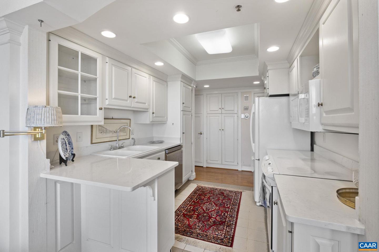 500 CRESTWOOD DR #1204, CHARLOTTESVILLE, Virginia 22903, 2 Bedrooms Bedrooms, ,2 BathroomsBathrooms,Residential,For sale,500 CRESTWOOD DR #1204,669262 MLS # 669262