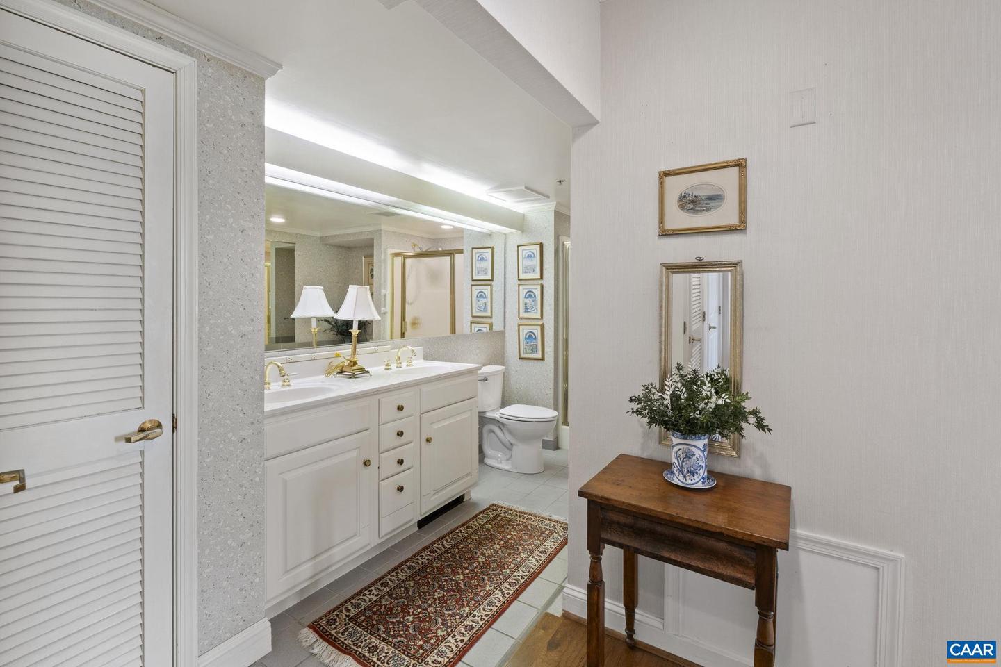 500 CRESTWOOD DR #1204, CHARLOTTESVILLE, Virginia 22903, 2 Bedrooms Bedrooms, ,2 BathroomsBathrooms,Residential,For sale,500 CRESTWOOD DR #1204,669262 MLS # 669262