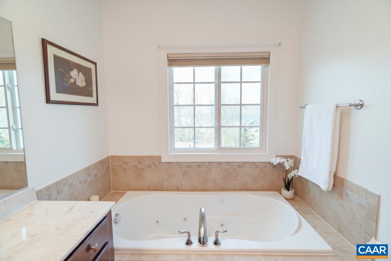 29 WOOD DUCK LN, ZION CROSSROADS, Virginia 22942, 4 Bedrooms Bedrooms, ,3 BathroomsBathrooms,Residential,For sale,29 WOOD DUCK LN,669277 MLS # 669277