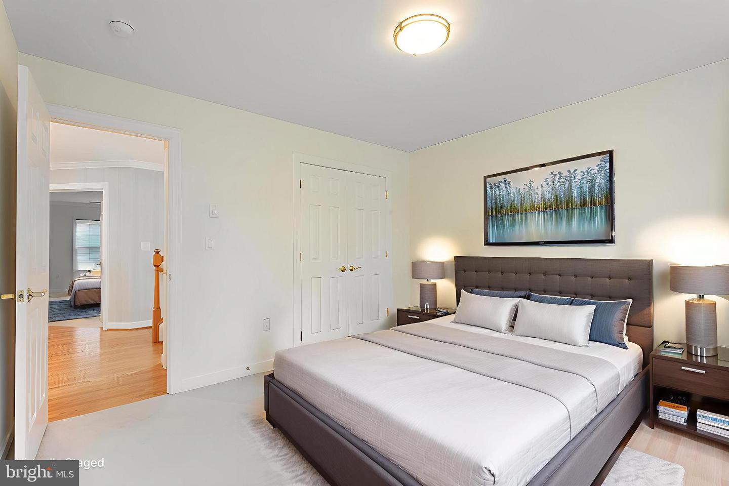 6424 SOUTH ST S, FALLS CHURCH, Virginia 22042, 6 Bedrooms Bedrooms, 24 Rooms Rooms,4 BathroomsBathrooms,Residential,For sale,6424 SOUTH ST S,VAFX2269020 MLS # VAFX2269020