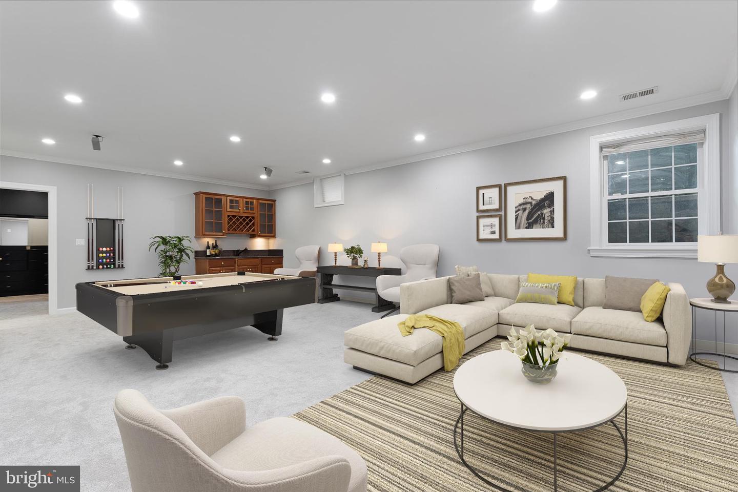 6424 SOUTH ST S, FALLS CHURCH, Virginia 22042, 6 Bedrooms Bedrooms, 24 Rooms Rooms,4 BathroomsBathrooms,Residential,For sale,6424 SOUTH ST S,VAFX2269020 MLS # VAFX2269020