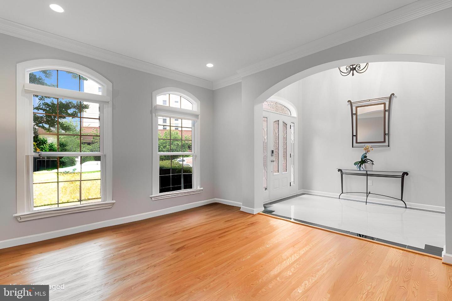 6424 SOUTH ST S, FALLS CHURCH, Virginia 22042, 6 Bedrooms Bedrooms, 24 Rooms Rooms,4 BathroomsBathrooms,Residential,For sale,6424 SOUTH ST S,VAFX2269020 MLS # VAFX2269020