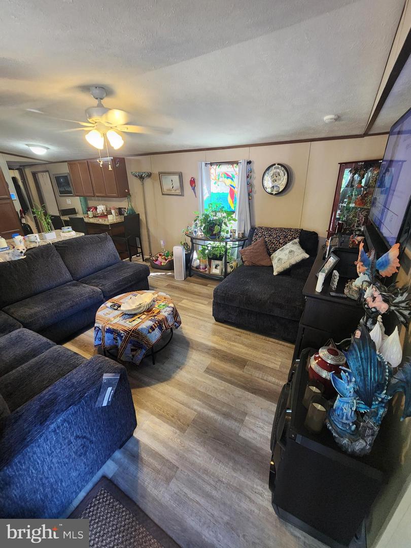 7800 TAYLOE DR #TRAILER 18, MANASSAS, Virginia 20112, 3 Bedrooms Bedrooms, ,2 BathroomsBathrooms,Residential,For sale,7800 TAYLOE DR #TRAILER 18,VAPW2104666 MLS # VAPW2104666