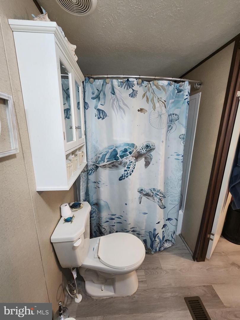 7800 TAYLOE DR #TRAILER 18, MANASSAS, Virginia 20112, 3 Bedrooms Bedrooms, ,2 BathroomsBathrooms,Residential,For sale,7800 TAYLOE DR #TRAILER 18,VAPW2104666 MLS # VAPW2104666