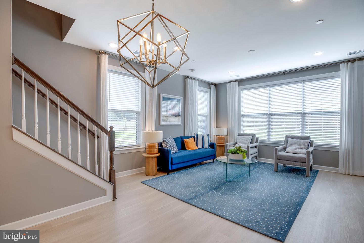 4915 LONGMIRE WAY #124, CHANTILLY, Virginia 20151, 3 Bedrooms Bedrooms, ,2 BathroomsBathrooms,Residential,For sale,4915 LONGMIRE WAY #124,VAFX2269104 MLS # VAFX2269104