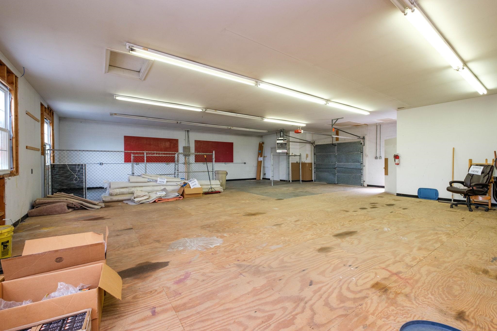 902 RICHMOND AVE, STAUNTON, Virginia 24401, ,Commercial,902 RICHMOND AVE,669379 MLS # 669379