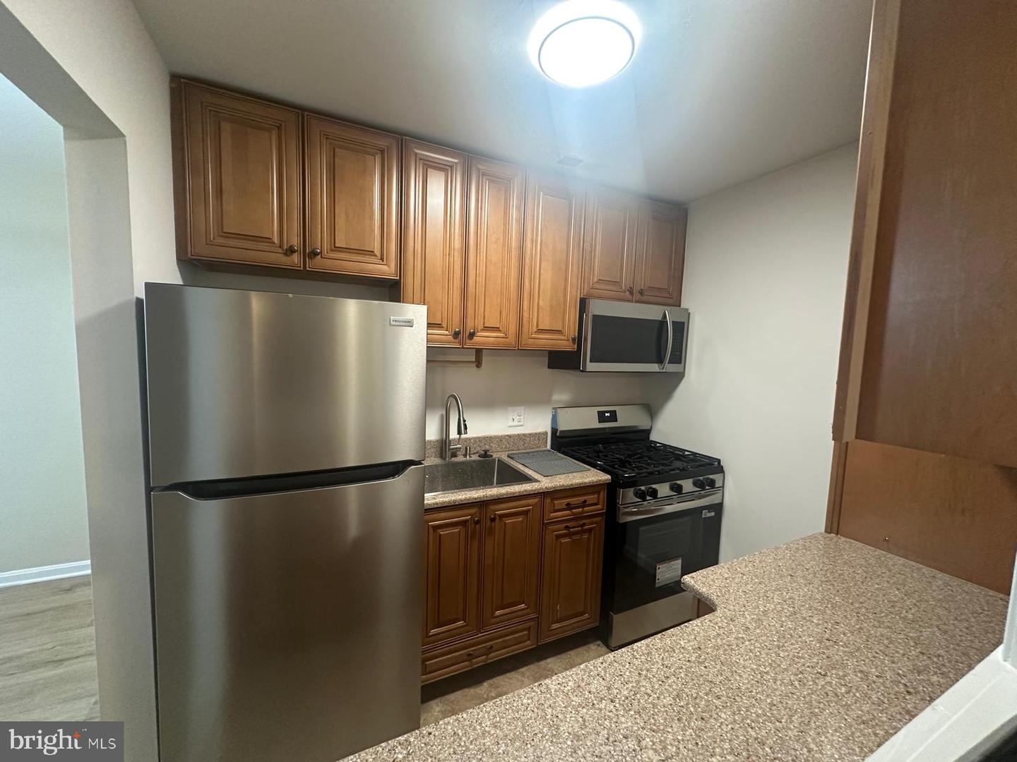 12701 DARA DR #303, WOODBRIDGE, Virginia 22192, 2 Bedrooms Bedrooms, ,1 BathroomBathrooms,Residential,For sale,12701 DARA DR #303,VAPW2104696 MLS # VAPW2104696