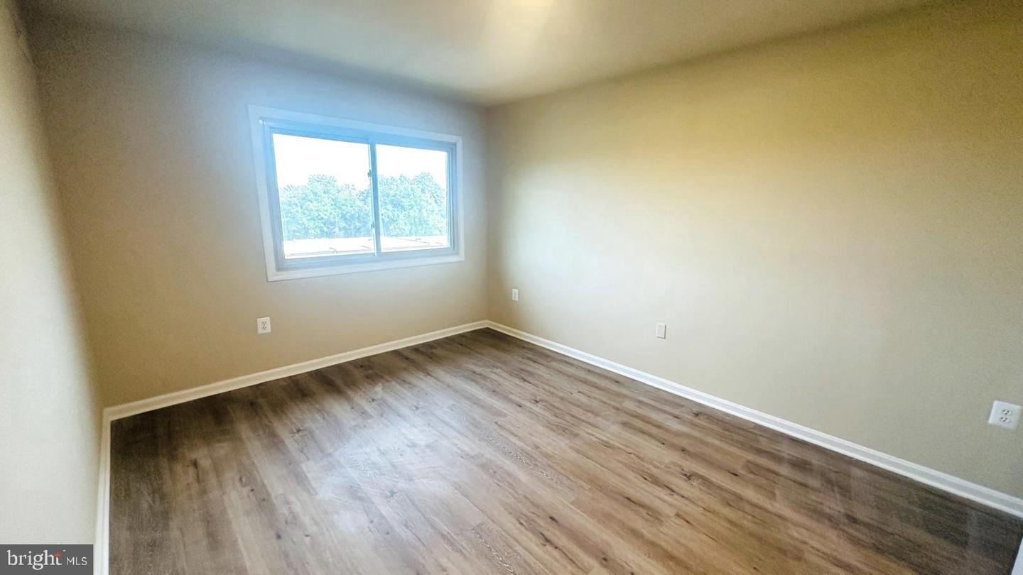 12701 DARA DR #303, WOODBRIDGE, Virginia 22192, 2 Bedrooms Bedrooms, ,1 BathroomBathrooms,Residential,For sale,12701 DARA DR #303,VAPW2104696 MLS # VAPW2104696