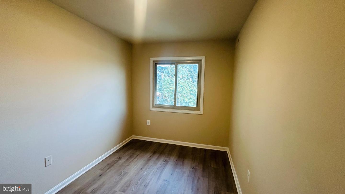 12701 DARA DR #303, WOODBRIDGE, Virginia 22192, 2 Bedrooms Bedrooms, ,1 BathroomBathrooms,Residential,For sale,12701 DARA DR #303,VAPW2104696 MLS # VAPW2104696