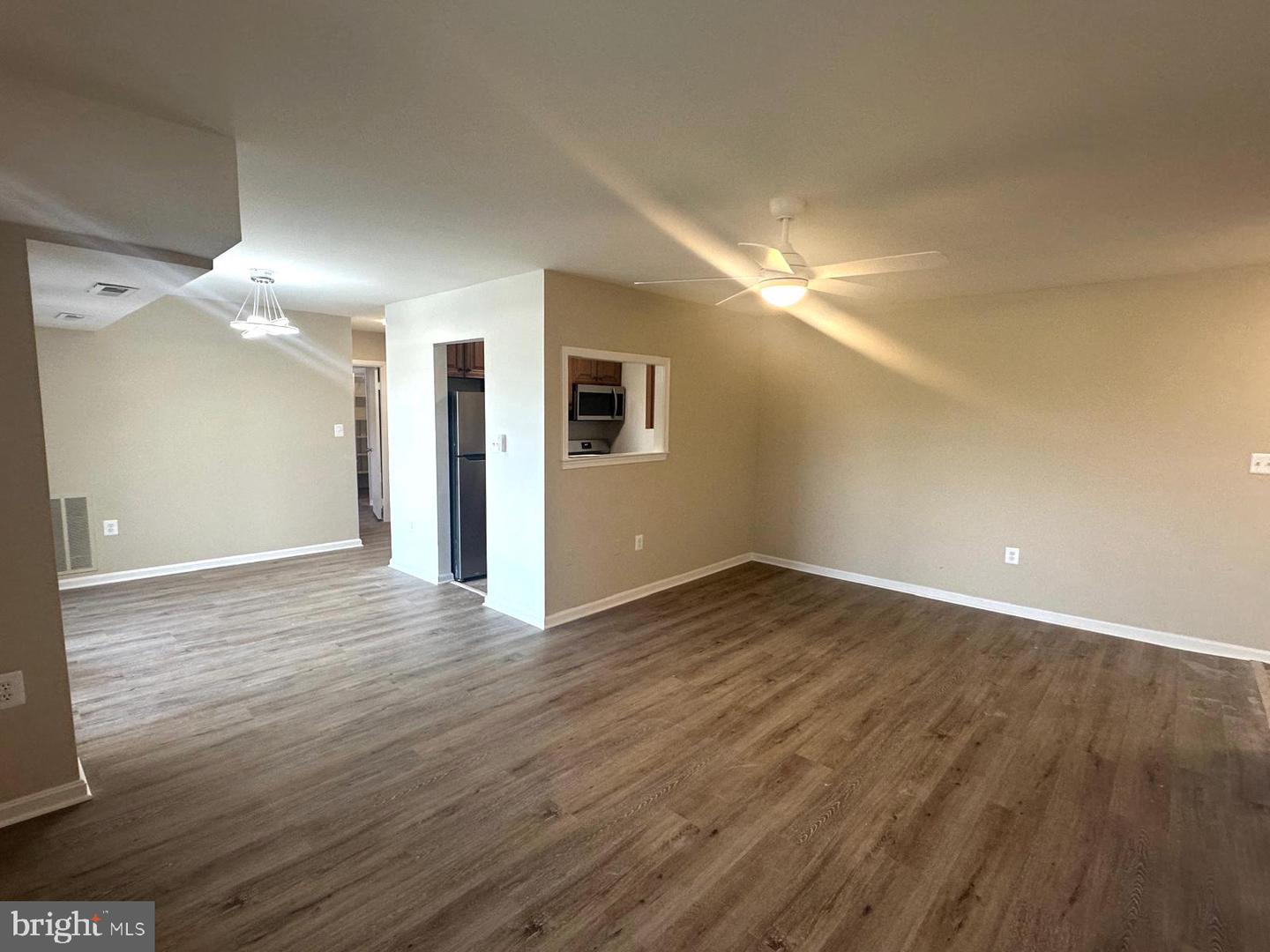 12701 DARA DR #303, WOODBRIDGE, Virginia 22192, 2 Bedrooms Bedrooms, ,1 BathroomBathrooms,Residential,For sale,12701 DARA DR #303,VAPW2104696 MLS # VAPW2104696
