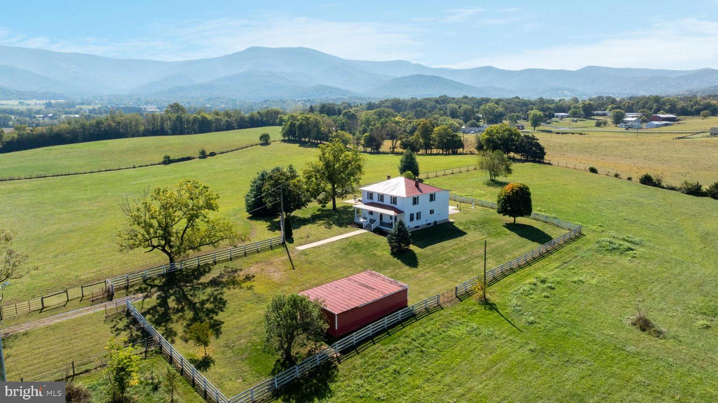 467 VISTA VIEW RD, STANLEY, Virginia 22851, 4 Bedrooms Bedrooms, ,3 BathroomsBathrooms,Residential,For sale,467 VISTA VIEW RD,VAPA2005406 MLS # VAPA2005406