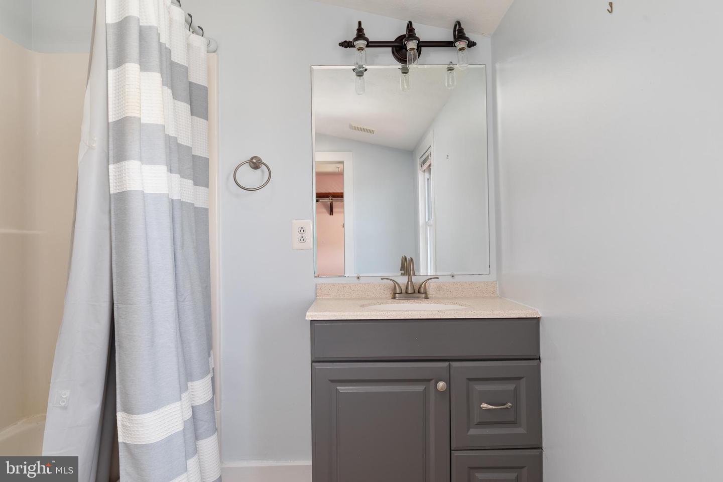 467 VISTA VIEW RD, STANLEY, Virginia 22851, 4 Bedrooms Bedrooms, ,3 BathroomsBathrooms,Residential,For sale,467 VISTA VIEW RD,VAPA2005406 MLS # VAPA2005406