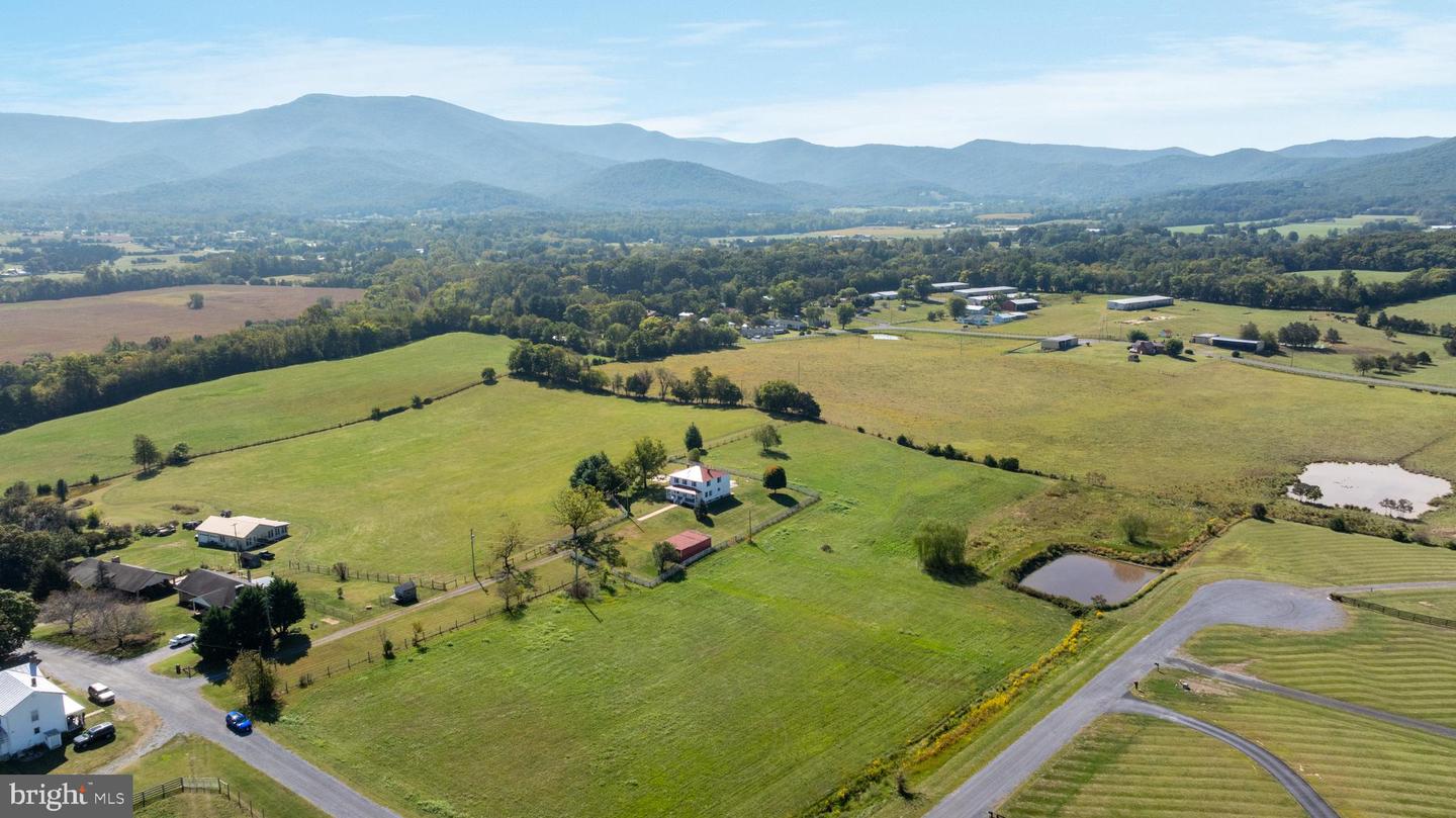 467 VISTA VIEW RD, STANLEY, Virginia 22851, 4 Bedrooms Bedrooms, ,3 BathroomsBathrooms,Residential,For sale,467 VISTA VIEW RD,VAPA2005406 MLS # VAPA2005406