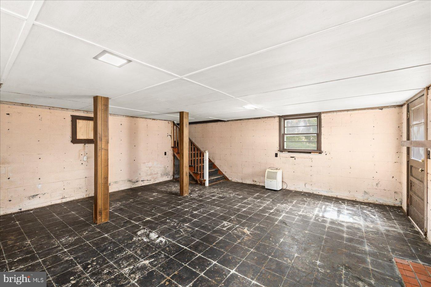 8508 BROCK RD, SPOTSYLVANIA, Virginia 22553, 4 Bedrooms Bedrooms, 14 Rooms Rooms,2 BathroomsBathrooms,Residential,For sale,8508 BROCK RD,VASP2036480 MLS # VASP2036480 8508 BROCK RD, SPOTSYLVANIA, Virginia 22553, 4 Bedrooms Bedrooms, 14 Rooms Rooms,2 BathroomsBathrooms,Residential,For sale,8508 BROCK RD,VASP2036480 MLS # VASP2036480