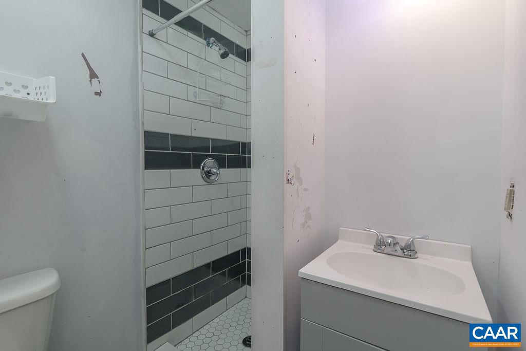1209 HOLLANDS RD, PALMYRA, Virginia 22968, 3 Bedrooms Bedrooms, ,1 BathroomBathrooms,Residential,For sale,1209 HOLLANDS RD,669353 MLS # 669353
