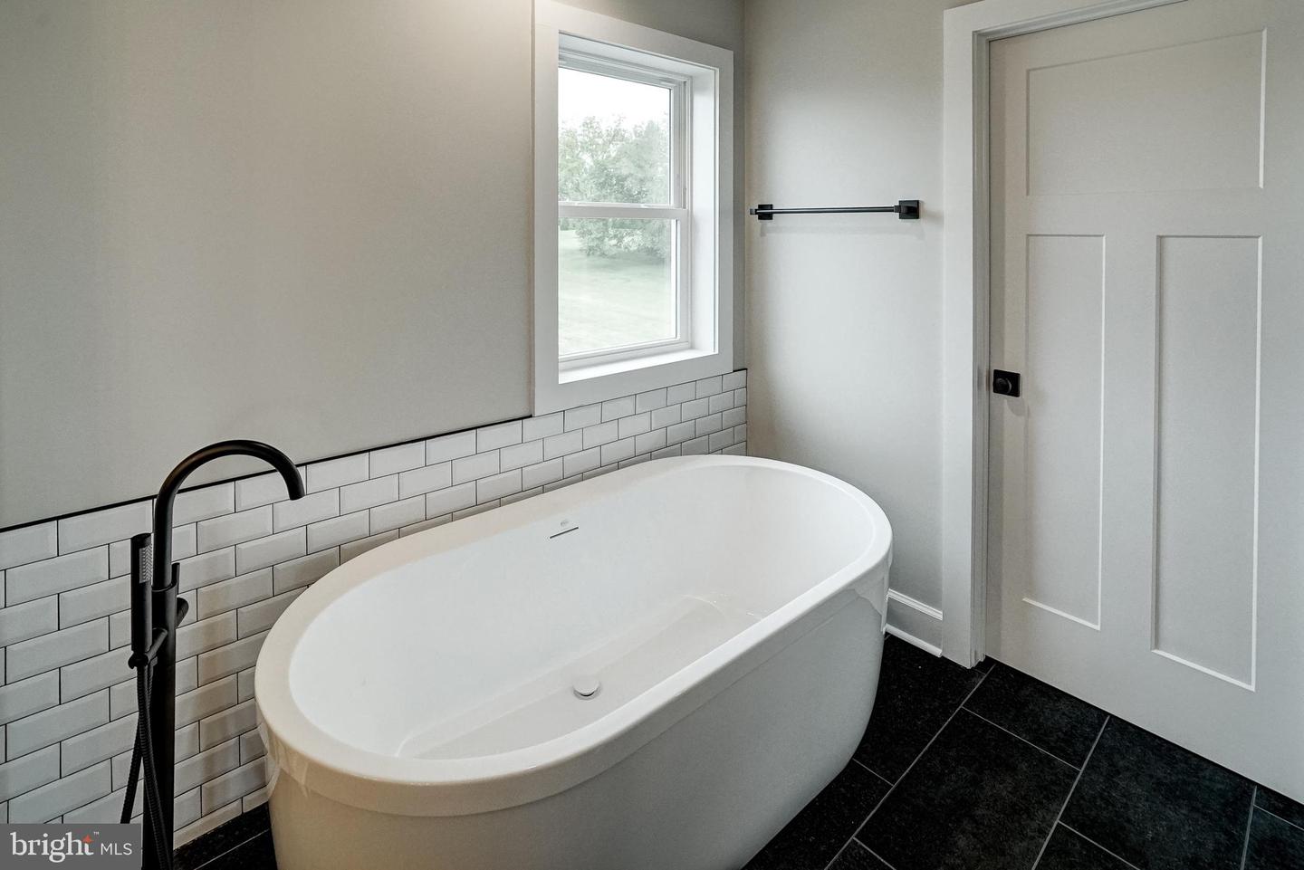 211 ESTES LN, MINERAL, Virginia 23117, 4 Bedrooms Bedrooms, 14 Rooms Rooms,2 BathroomsBathrooms,Residential,For sale,211 ESTES LN,VALA2008636 MLS # VALA2008636