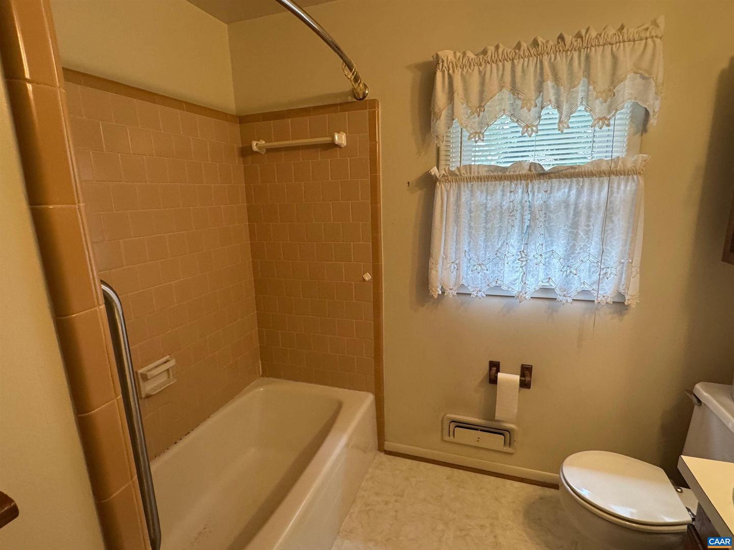 1905 SWANSON DR, CHARLOTTESVILLE, Virginia 22901, 3 Bedrooms Bedrooms, ,1 BathroomBathrooms,Residential,For sale,1905 SWANSON DR,669372 MLS # 669372