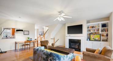 106 MELBOURNE PRK #F, CHARLOTTESVILLE, Virginia 22901, 3 Bedrooms Bedrooms, ,2 BathroomsBathrooms,Residential,For sale,106 MELBOURNE PRK #F,669362 MLS # 669362