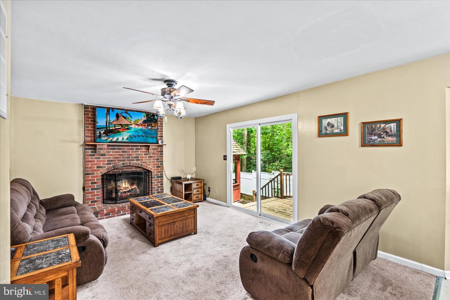 8012 PEMBROKE CIR, SPOTSYLVANIA, Virginia 22551, 4 Bedrooms Bedrooms, ,2 BathroomsBathrooms,Residential,For sale,8012 PEMBROKE CIR,VASP2036492 MLS # VASP2036492