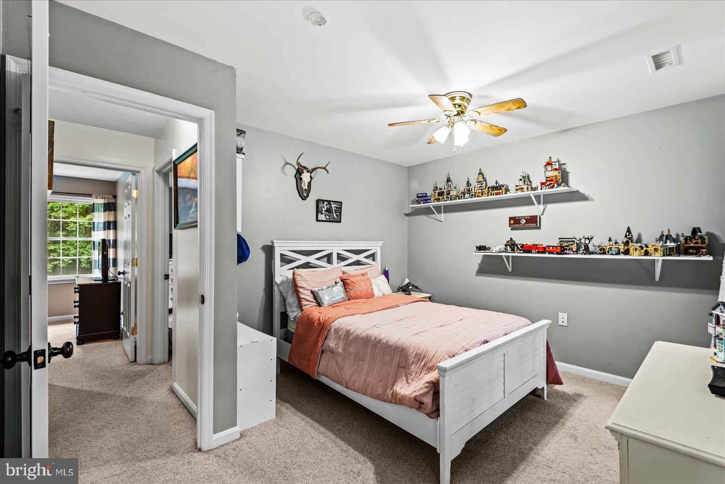 8012 PEMBROKE CIR, SPOTSYLVANIA, Virginia 22551, 4 Bedrooms Bedrooms, ,2 BathroomsBathrooms,Residential,For sale,8012 PEMBROKE CIR,VASP2036492 MLS # VASP2036492