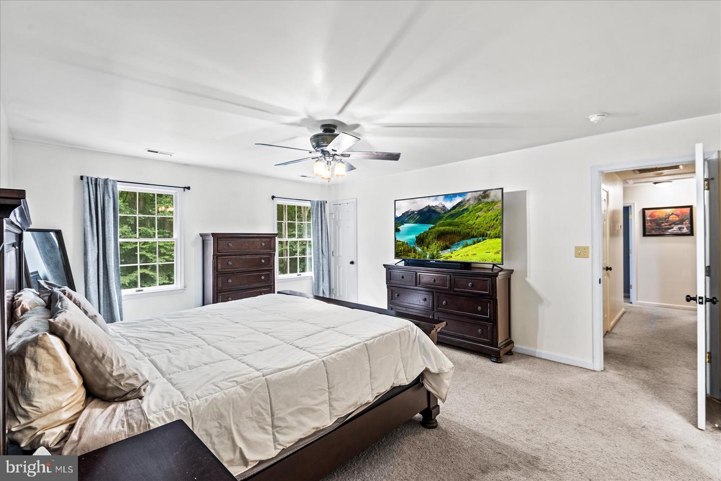 8012 PEMBROKE CIR, SPOTSYLVANIA, Virginia 22551, 4 Bedrooms Bedrooms, ,2 BathroomsBathrooms,Residential,For sale,8012 PEMBROKE CIR,VASP2036492 MLS # VASP2036492