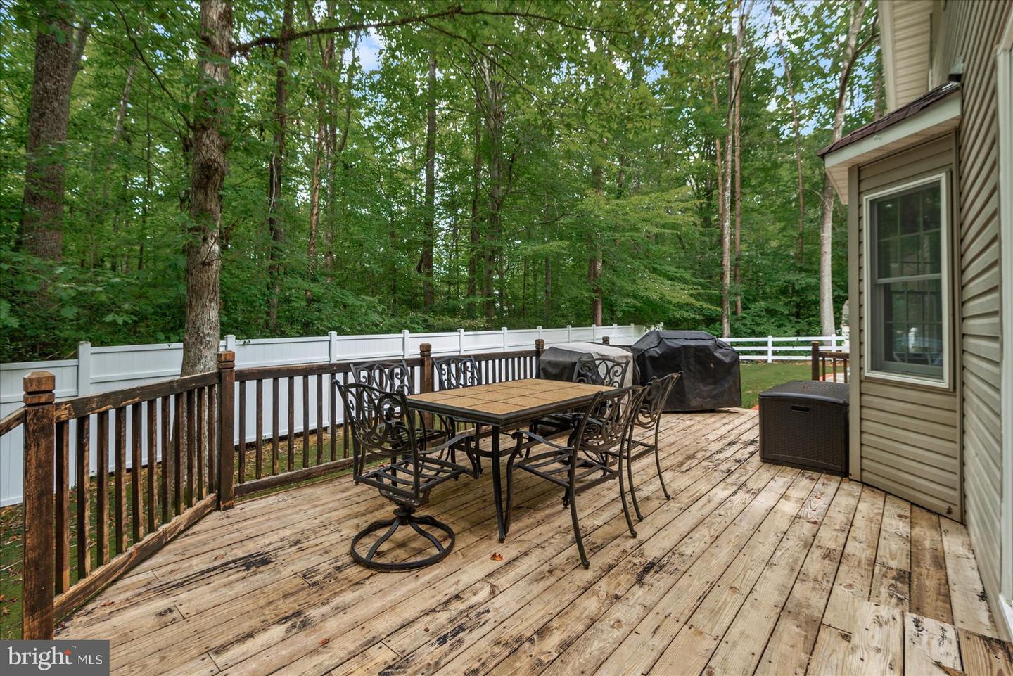 8012 PEMBROKE CIR, SPOTSYLVANIA, Virginia 22551, 4 Bedrooms Bedrooms, ,2 BathroomsBathrooms,Residential,For sale,8012 PEMBROKE CIR,VASP2036492 MLS # VASP2036492
