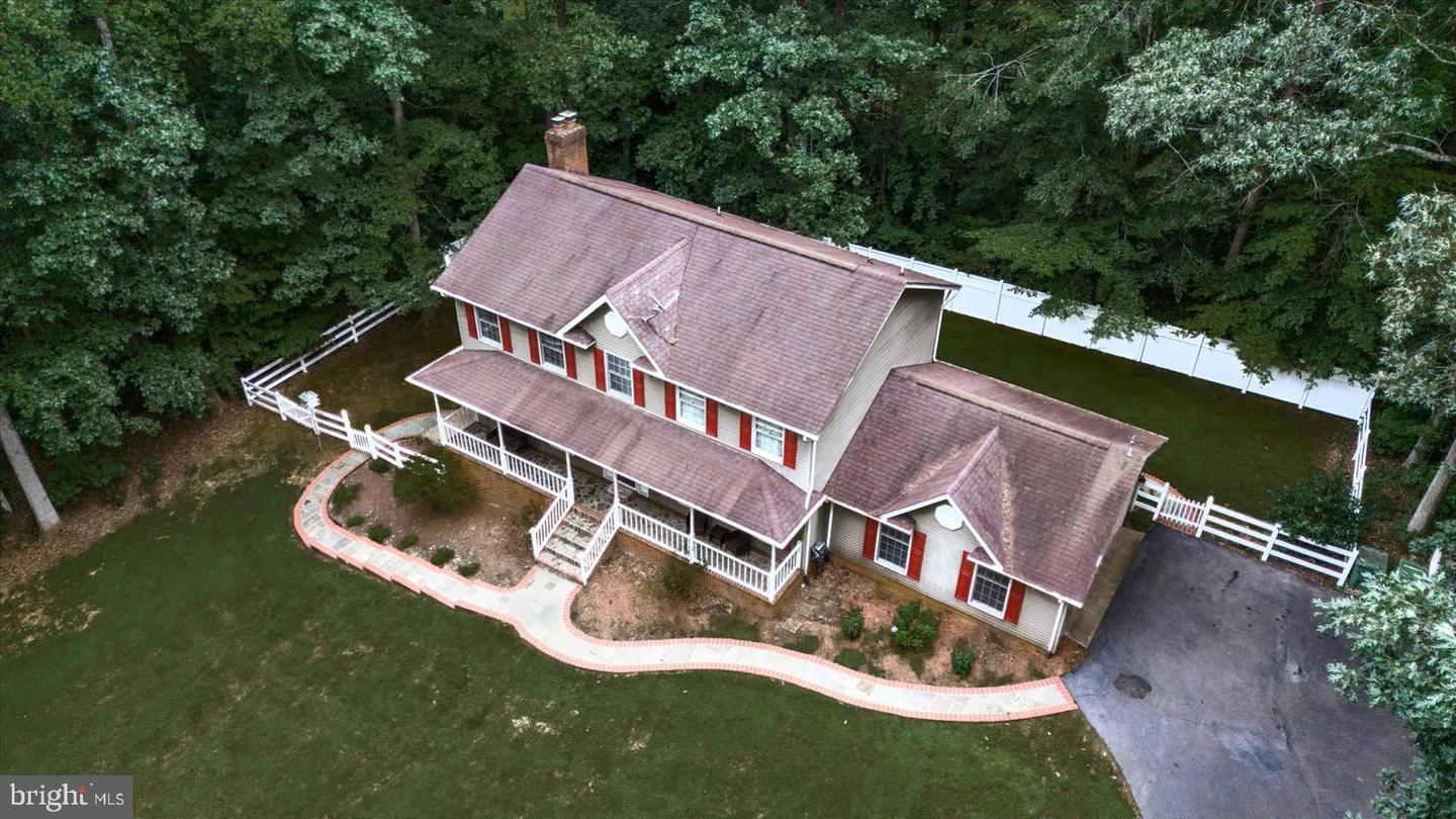 8012 PEMBROKE CIR, SPOTSYLVANIA, Virginia 22551, 4 Bedrooms Bedrooms, ,2 BathroomsBathrooms,Residential,For sale,8012 PEMBROKE CIR,VASP2036492 MLS # VASP2036492