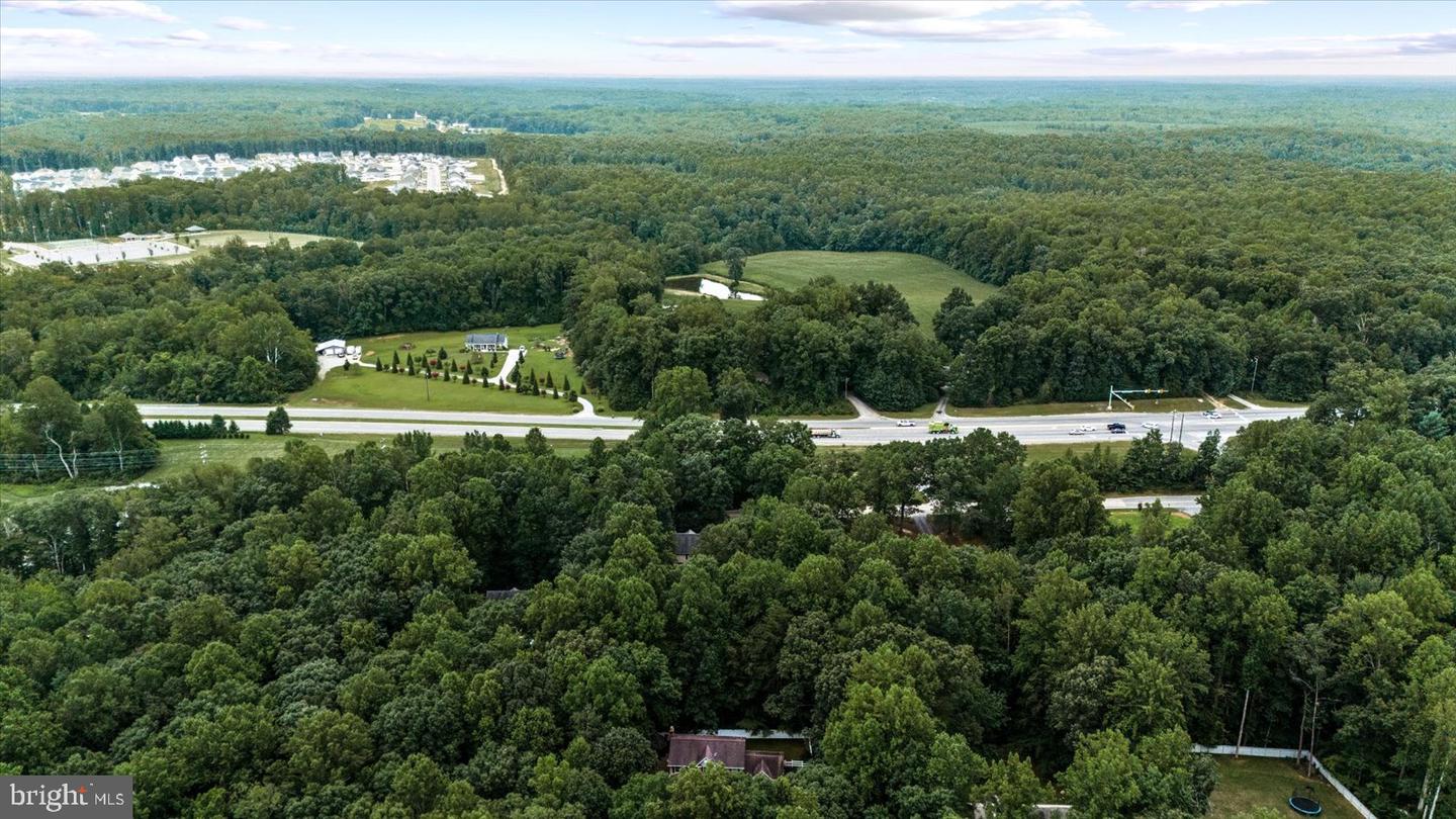 8012 PEMBROKE CIR, SPOTSYLVANIA, Virginia 22551, 4 Bedrooms Bedrooms, ,2 BathroomsBathrooms,Residential,For sale,8012 PEMBROKE CIR,VASP2036492 MLS # VASP2036492