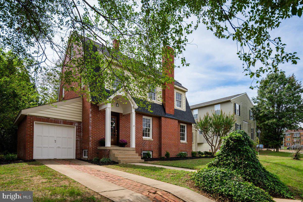 918 WILLIAM ST, FREDERICKSBURG, Virginia 22401, 4 Bedrooms Bedrooms, ,3 BathroomsBathrooms,Residential,For sale,918 WILLIAM ST,VAFB2007702 MLS # VAFB2007702
