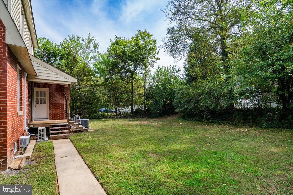 918 WILLIAM ST, FREDERICKSBURG, Virginia 22401, 4 Bedrooms Bedrooms, ,3 BathroomsBathrooms,Residential,For sale,918 WILLIAM ST,VAFB2007702 MLS # VAFB2007702