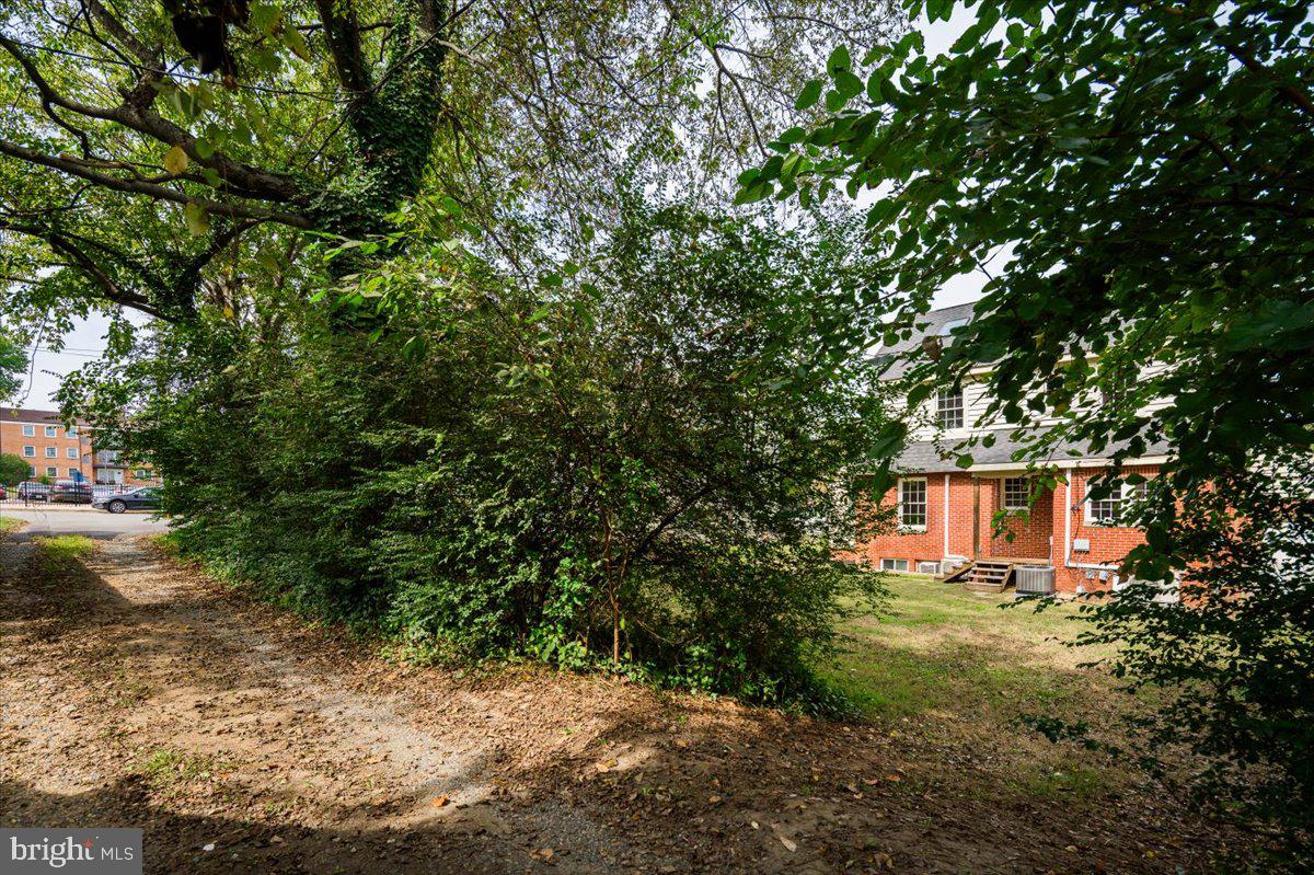 918 WILLIAM ST, FREDERICKSBURG, Virginia 22401, 4 Bedrooms Bedrooms, ,3 BathroomsBathrooms,Residential,For sale,918 WILLIAM ST,VAFB2007702 MLS # VAFB2007702