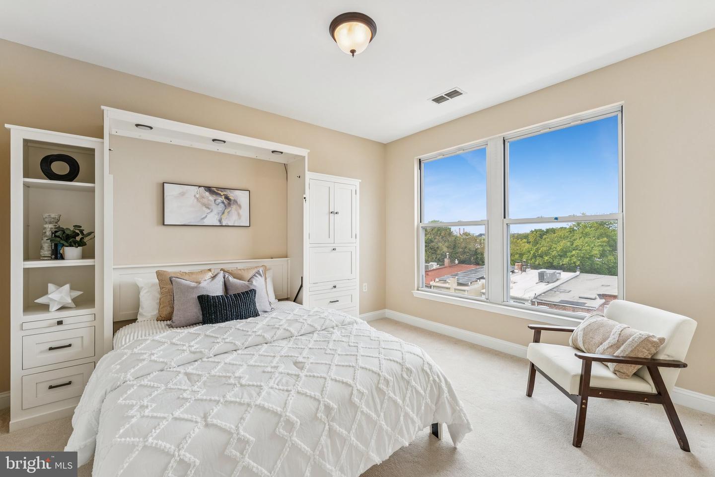 1391 PENNSYLVANIA AVE SE #403, WASHINGTON, District Of Columbia 20003, 2 Bedrooms Bedrooms, ,2 BathroomsBathrooms,Residential,For sale,1391 PENNSYLVANIA AVE SE #403,DCDC2211898 MLS # DCDC2211898 1391 PENNSYLVANIA AVE SE #403, WASHINGTON, District Of Columbia 20003, 2 Bedrooms Bedrooms, ,2 BathroomsBathrooms,Residential,For sale,1391 PENNSYLVANIA AVE SE #403,DCDC2211898 MLS # DCDC2211898