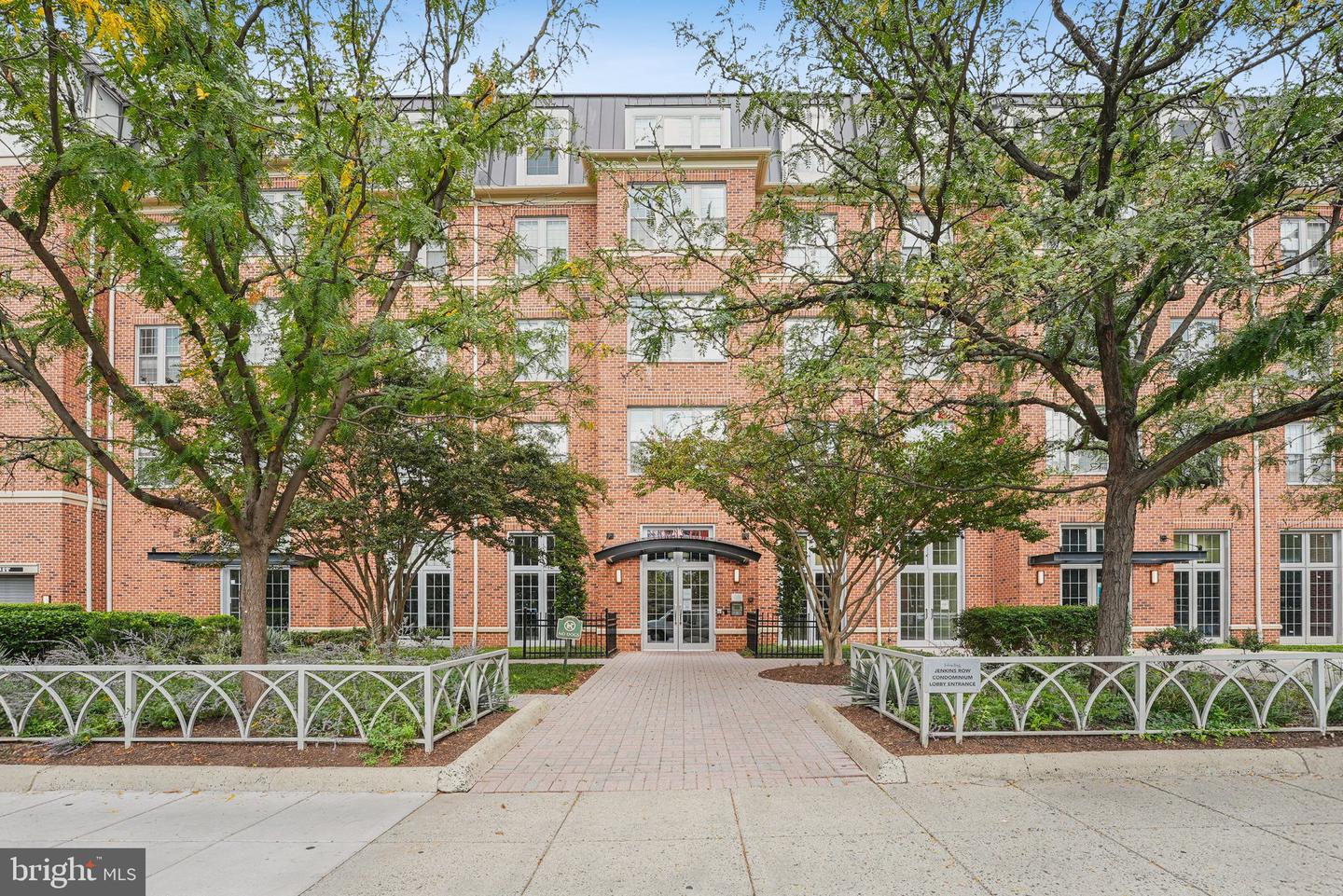 1391 PENNSYLVANIA AVE SE #403, WASHINGTON, District Of Columbia 20003, 2 Bedrooms Bedrooms, ,2 BathroomsBathrooms,Residential,For sale,1391 PENNSYLVANIA AVE SE #403,DCDC2211898 MLS # DCDC2211898 1391 PENNSYLVANIA AVE SE #403, WASHINGTON, District Of Columbia 20003, 2 Bedrooms Bedrooms, ,2 BathroomsBathrooms,Residential,For sale,1391 PENNSYLVANIA AVE SE #403,DCDC2211898 MLS # DCDC2211898