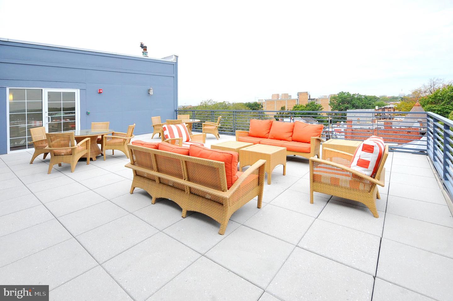 1391 PENNSYLVANIA AVE SE #403, WASHINGTON, District Of Columbia 20003, 2 Bedrooms Bedrooms, ,2 BathroomsBathrooms,Residential,For sale,1391 PENNSYLVANIA AVE SE #403,DCDC2211898 MLS # DCDC2211898 1391 PENNSYLVANIA AVE SE #403, WASHINGTON, District Of Columbia 20003, 2 Bedrooms Bedrooms, ,2 BathroomsBathrooms,Residential,For sale,1391 PENNSYLVANIA AVE SE #403,DCDC2211898 MLS # DCDC2211898